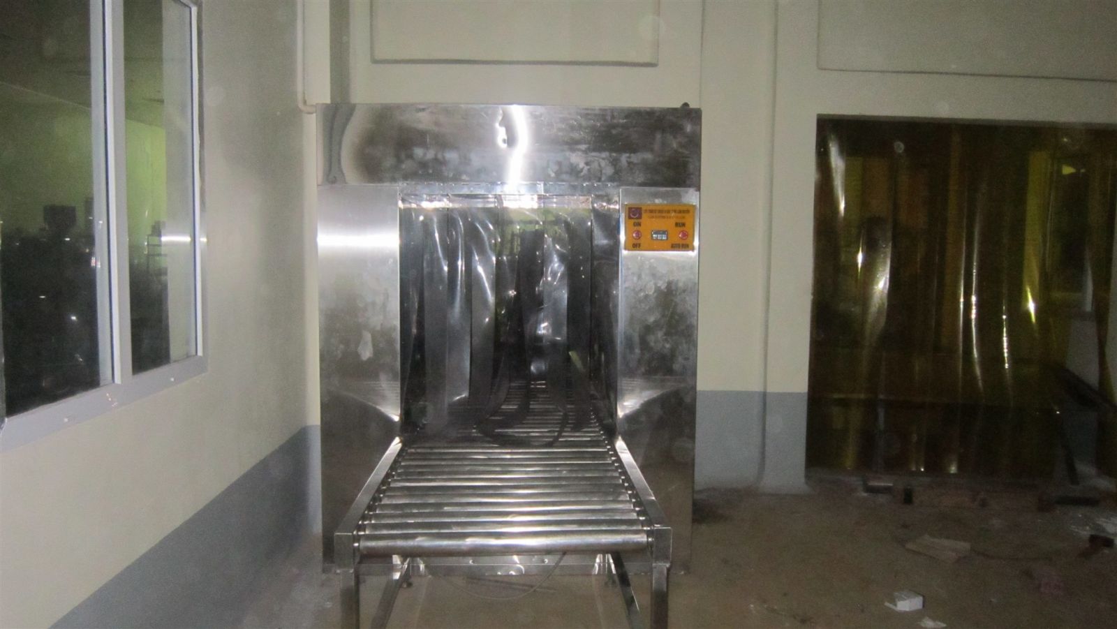 Air shower băng tải  (Air Shower Conveyor Type)